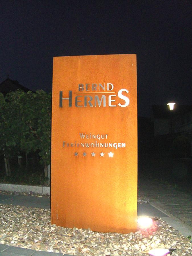 Weingut Bernd Hermes Kröv Exteriér fotografie